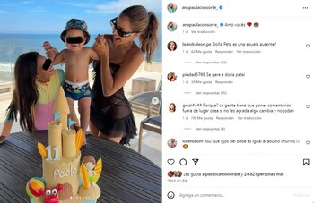 Doña Peta acompañó a Paolo Guerrero en su debut y Ana Paula se quedó en Brasil. (Instagram)