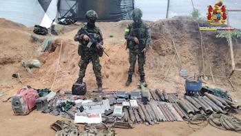 Ejército desmanteló fábrica de explosivos de las disidencias en Catatumbo: tenían arsenal listo para ataques con drones