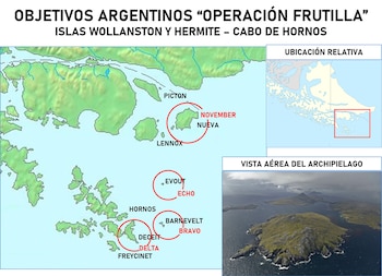 Un mapa muestra las Islas Wollaston y Hermite con círculos rojos indicando objetivos, junto a un mapa de ubicación relativa y una vista aérea del archipiélago