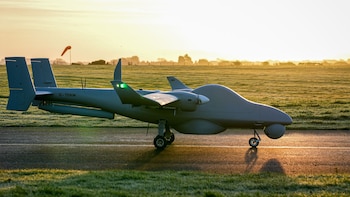 Los miles de nuevos drones “espía” del Ejército de Reino Unido con cámaras infrarrojas, sensores y capacidad de “largo alcance”