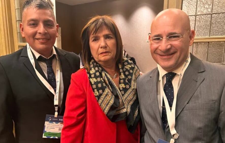 La ex ministra de Seguridad Patricia Bullrich junto al abogado Fernando Soto