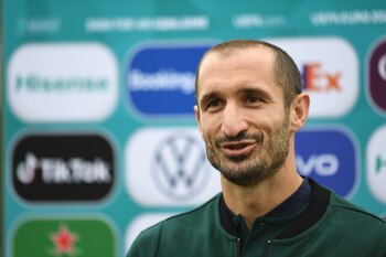 El exdefensa italiano Giorgio Chiellini,