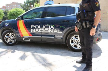 Imagen de archivo de un agente de la Policía Nacional (POLICÍA NACIONAL)