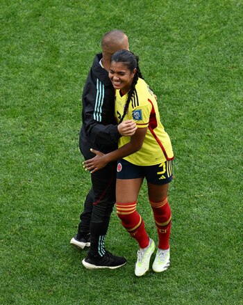 Daniela Arias sufrió una molestia en el partido de Colombia ante Corea del Sur en el Mundial Femenino. REUTERS/Jaimi Joy
