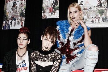 Backstage de desfile en BAFWEEK