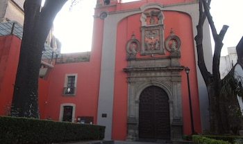 El padre José de Jesús Aguilar informó del crimen en sus redes sociales