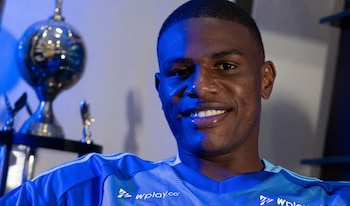 Julián Angulo ya viste la