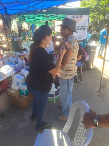 Continúan los trabajos para remover escombros tras los terremotos de Caracas