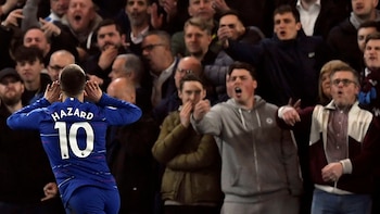 Tras la agresión la Federación Inglesa de Fútbol abrió una investigación disciplinaria contra Hazard por la agresión (Reuters)
