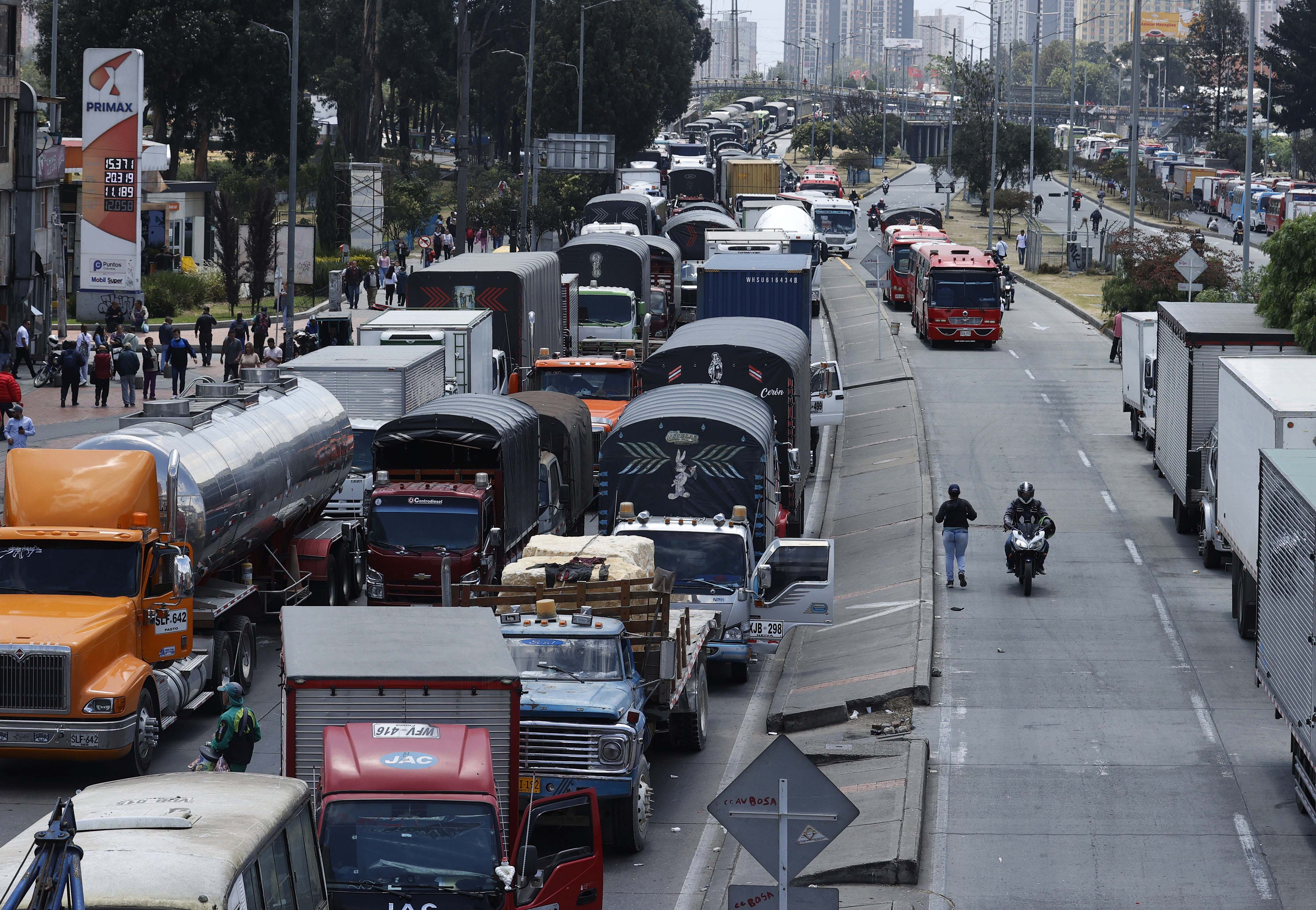 La Asamblea Nacional del Transporte afirmó que hará seguimiento a los compromisos suscritos con el Gobierno el 6 de septiembre de 2026 - crédito Mauricio Dueñas Castañeda/EFE
