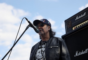Phil Campbell contribuyó en más