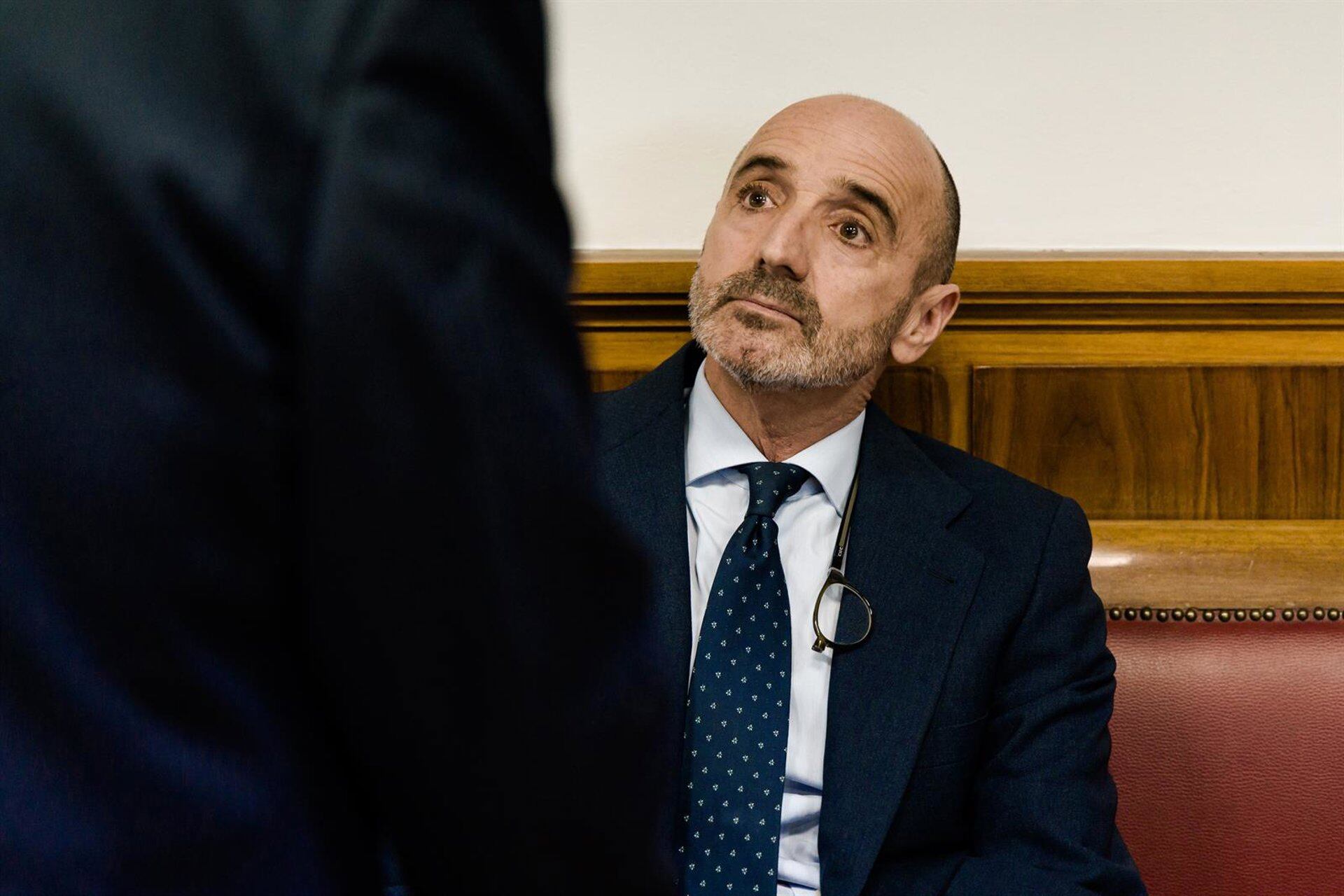 El juez escucha mañana al socio de Zapatero que implica al expresidente en el rescate de Plus Ultra
