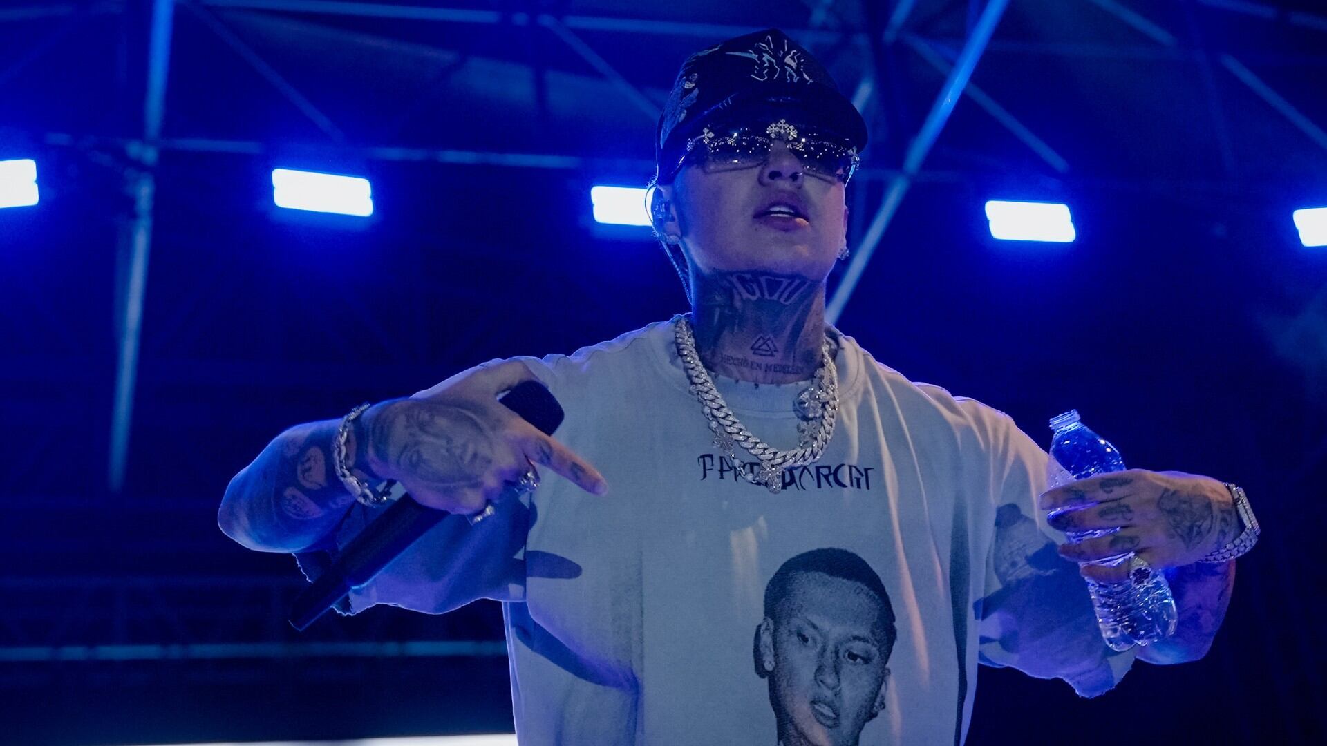 Blessd se vio obligado a posponer el inicio de su gira en Cartagena por fallas de seguridad en el escenario - crédito Cortesía