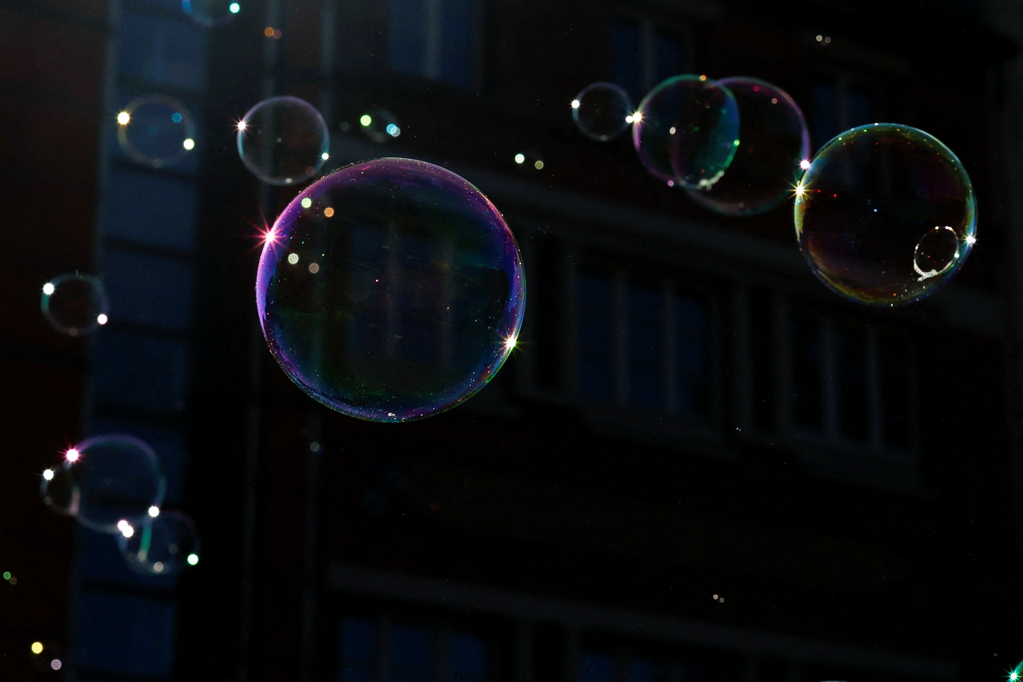 Las niñas estaban jugando con burbujas cuando fueron atacadas por Anderson. (REUTERS/Manon Cruz)