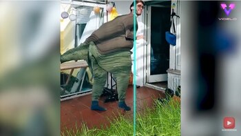 25/11/2020 Este hombre "se transforma"