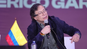 Gustavo Petro pronostica triunfo de Morena en México: “casi con certeza” ganaría su candidata, dice en el Zócalo