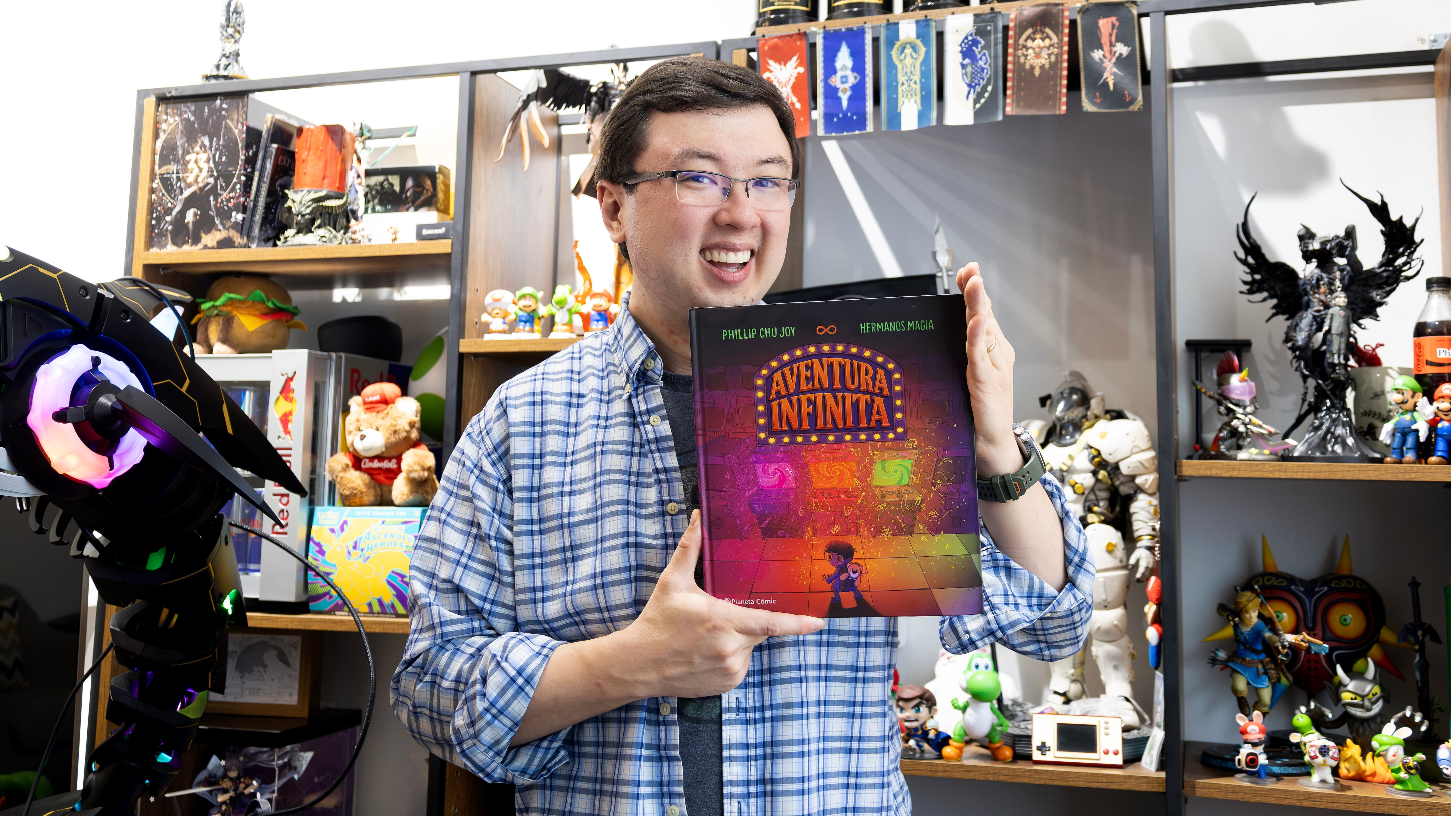 Phillip Chu Joy y ‘Aventura Infinita’: cómo creó su primer libro-juego, el fenómeno de los sorteos y la verdad sobre su sociedad con el ‘Pelao’ Good