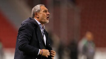 Montevideo City avanza a la