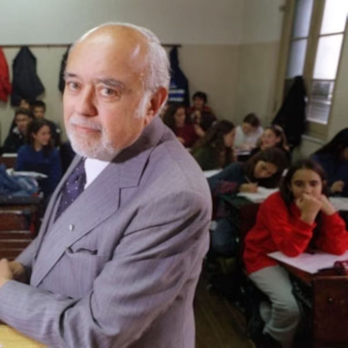 Horacio Sanguinetti en las aulas del Colegio.