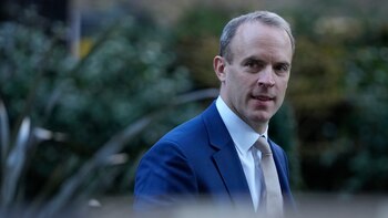 Tras la renuncia del titular