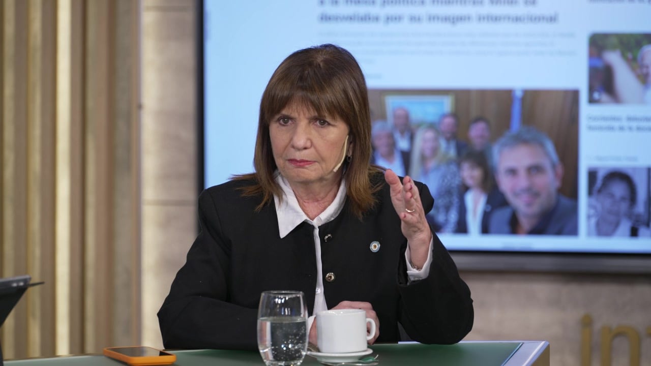 Patricia Bullrich habla en el estudio de Infobae a las 9