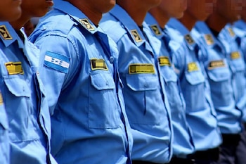 Borjas señaló que algunos agentes señalados por delitos graves han regresado a la institución. La excomisionada también cuestionó el funcionamiento del sistema de justicia hondureño. (Foto: Cortesía)