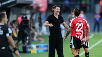 Estudiantes de La Plata cerró