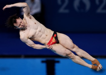 Paris 2024 Olympics - Diving - Men's 3m Springboard Final - Aquatics Centre, Saint-Denis, France - August 08, 2024. Xie Siyi of China in action. REUTERS/Leah Millis
