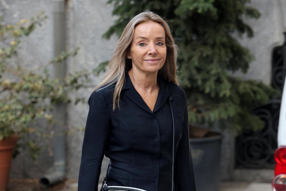 Miriam Ungría arriving at the Genoveva Conde de Oya funeral in Madrid 2026
