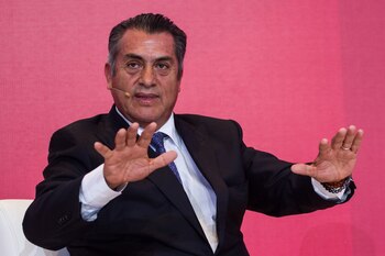 CIUDAD DE MÉXICO, 07MARZO2018.- El candidato independiente Jaime Rodríguez "El Bronco", participó en el Congreso Nacional de Ingeniería Civil México 2018.
FOTO: ISAAC ESQUIVEL /CUARTOSCURO.COM