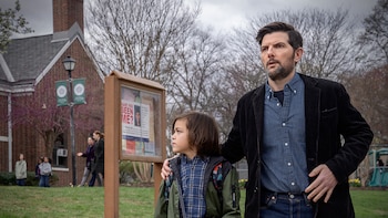 Robert De Niro regresa al thriller con “Susurran tu nombre”, estreno este viernes en Netflix
