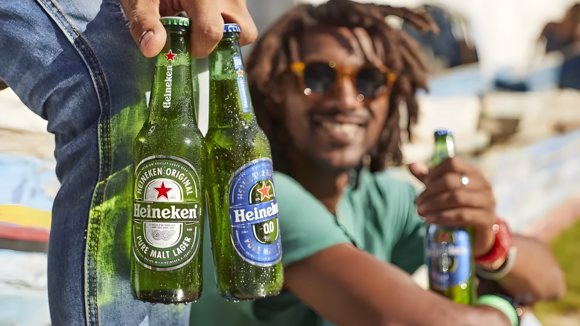 Heineken recibió una amonestación por cada publicidad que no contenía la frase bajo los términos especificados por Indecopi. Foto: difusión