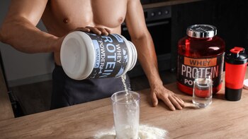 Qué pasa si ganas músculo demasiado rápido: los peligros del culturismo