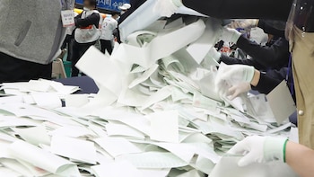 La comisión que investiga la falta de papeletas en las elecciones locales ve "fallos sistemáticos"