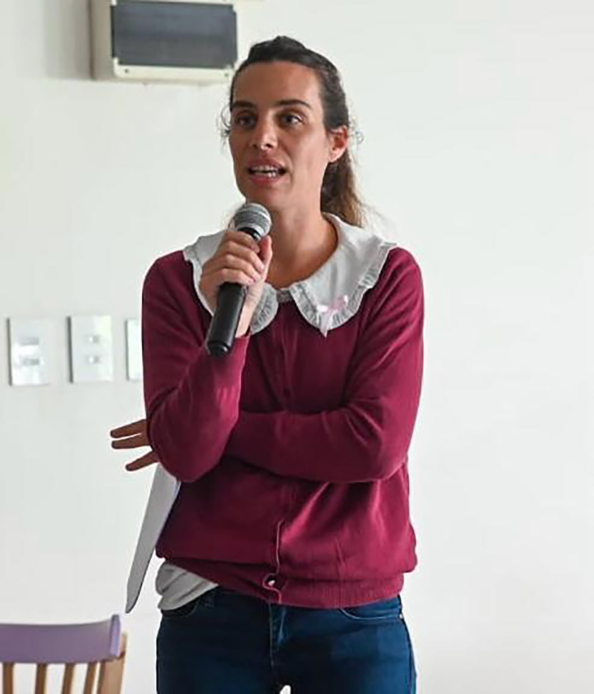 Belén Fernández Moores coordina el programa Voluntariado +60 y articula equipos, capacitaciones y proyectos que vinculan a personas mayores con iniciativas sociales en distintos territorios.
