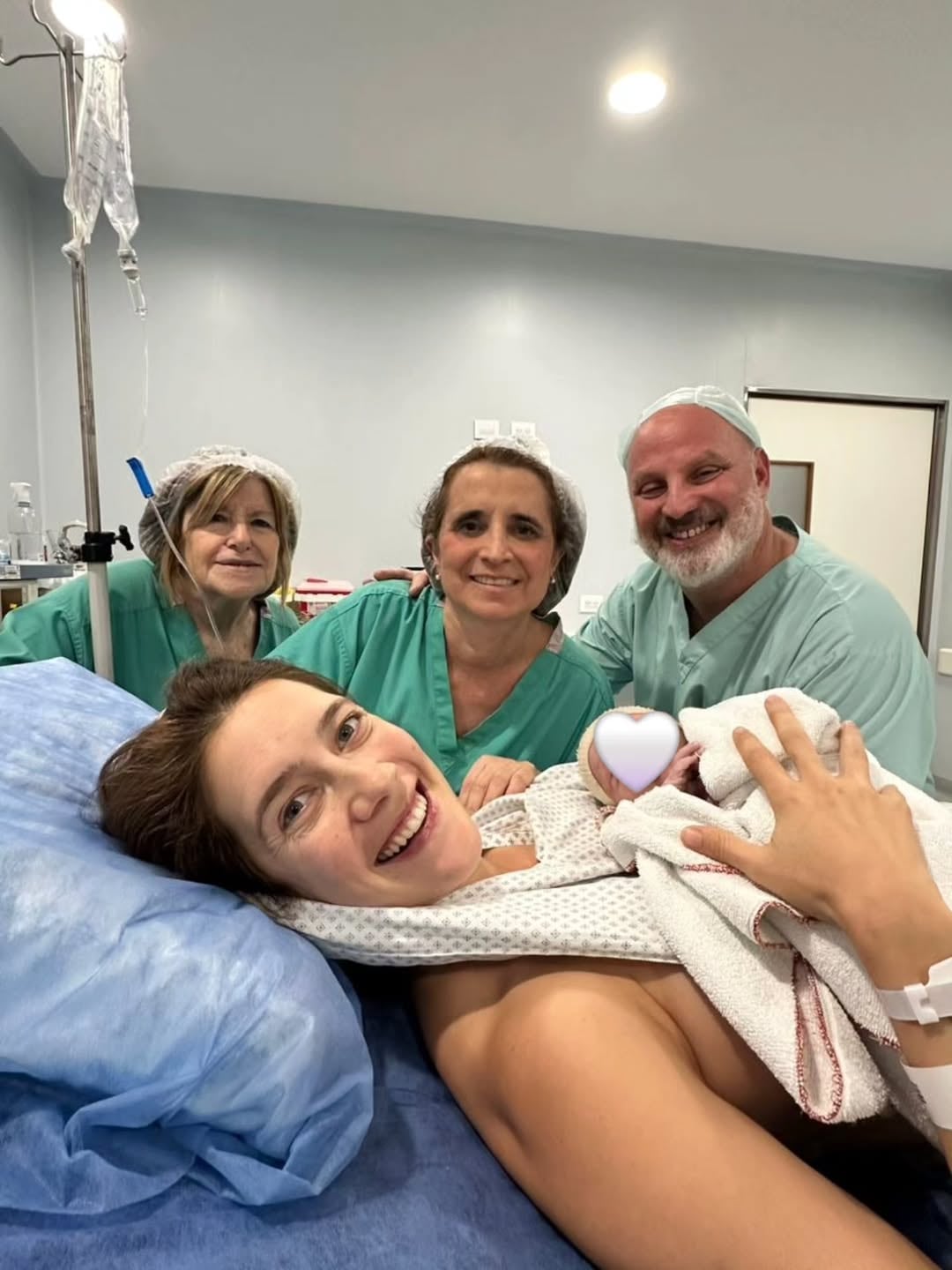 Clara Alonso compartió públicamente la llegada de su hijo Gael a cuatro días de su nacimiento
