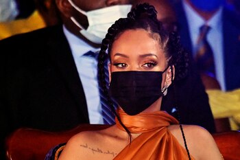 Rihanna durante el acto de