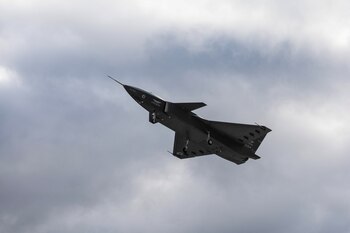 Kizilelma (Manzana Roja), el primer