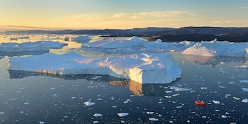 El Fiordo de Ilulissat en Groenlandia destaca como uno de los paisajes glaciares más espectaculares y estudiados del planeta (Wikimedia Commons)