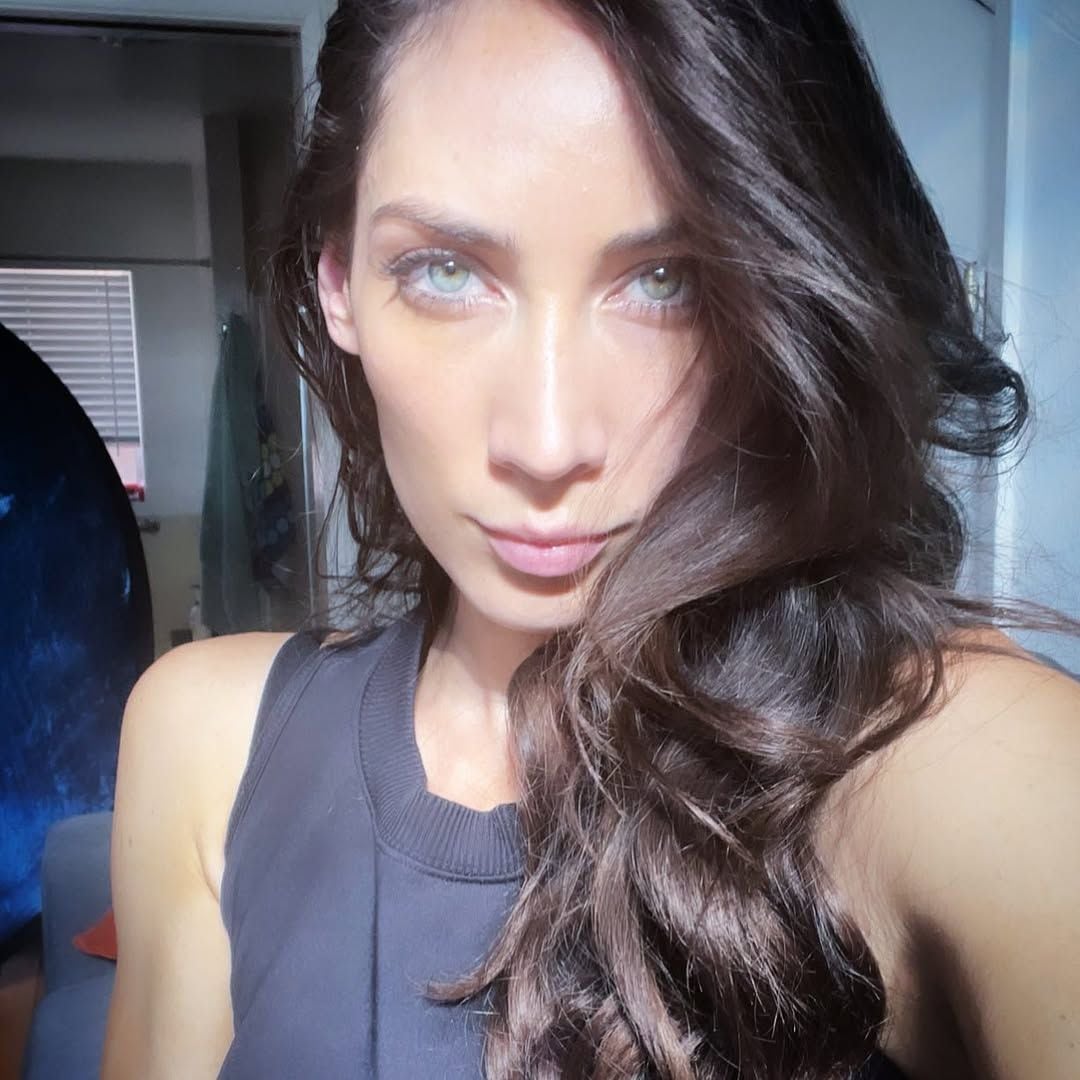 Devyn LaBella, doble de riesgo, denunció a la producción de