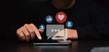 Segundo o INEI, 91% dos utilizadores da Internet utilizam-na para comunicar e 80,8% para aceder à informação.