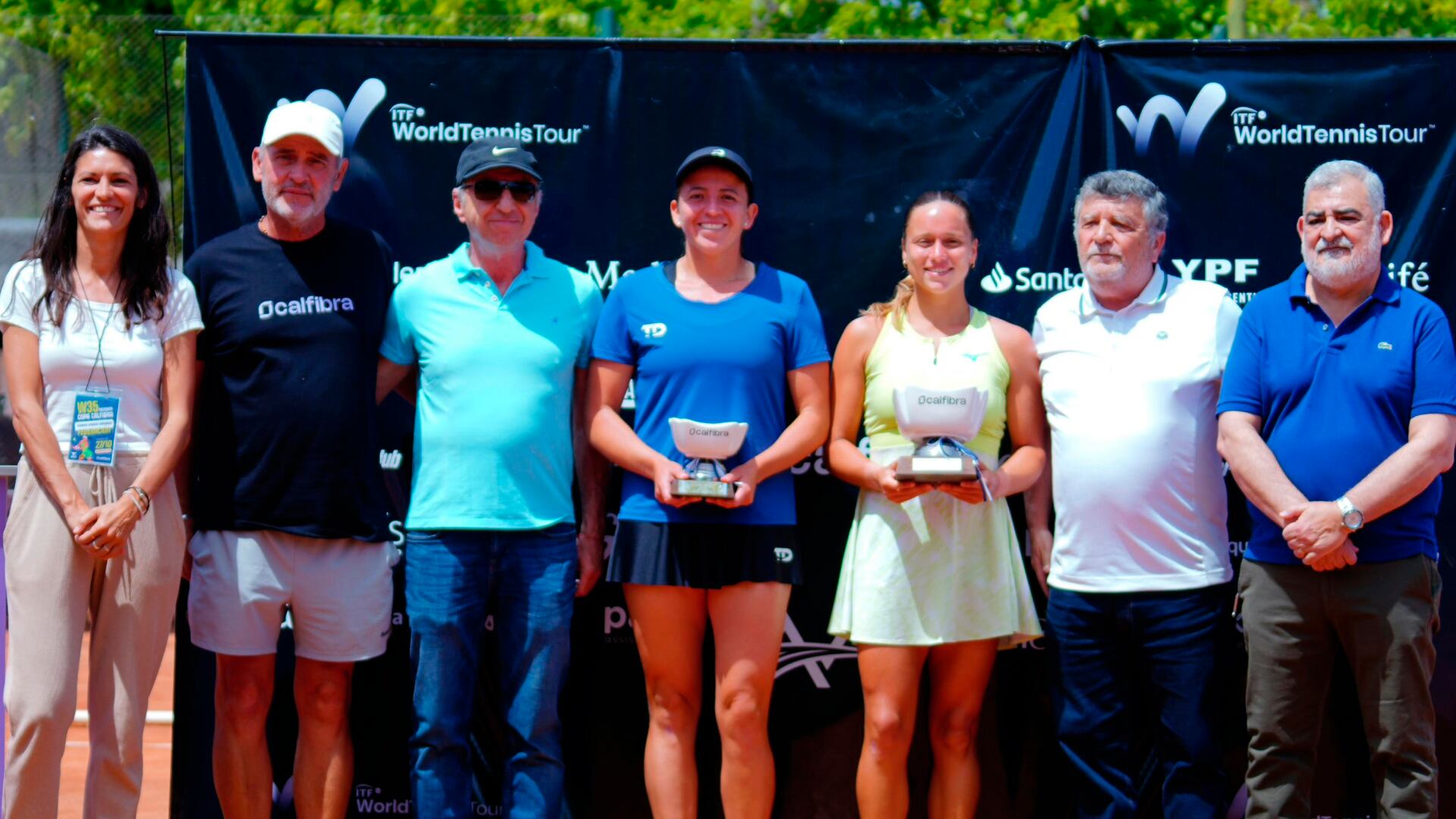 Martina Capurro se consagró campeona del W35 de Neuquén al derrotar en la final a la chilena Fernanda Labraña
