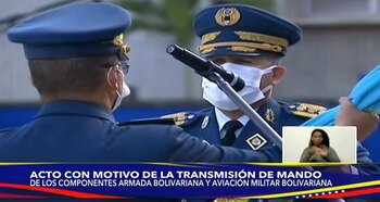 Silva Aponte entrega el estandarte