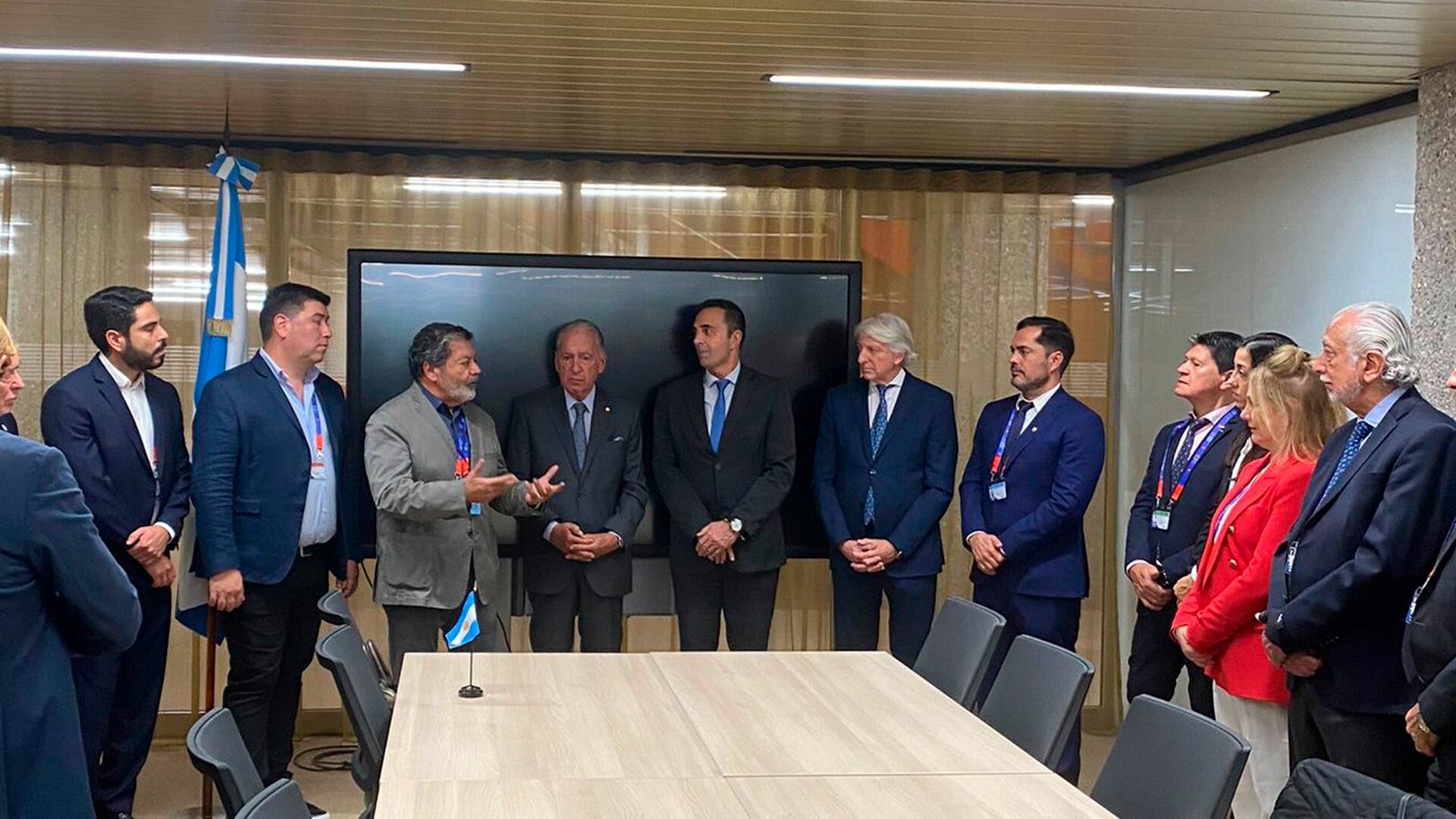 Julio Cordero, Gerardo Martínez y Daniel Funes de Rioja coincidieron en junio de 2024 en un encuentro de la OIT en Ginebra, Suiza