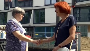 Dela mano, más de cinco