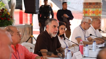 Las imágenes del encuentro en el que se habría concretado el ‘Pacto de Valledupar’: así fue la reunión que tiene bajo la lupa al Gobierno Petro