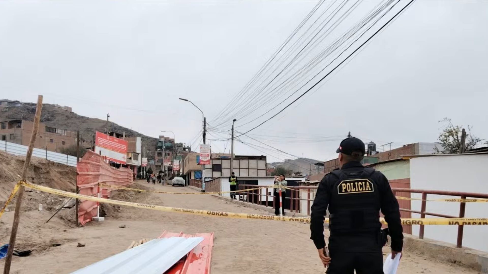 Sicarios disparan hasta cinco veces contra joven obrero en Mi Perú. Captura: RPP Noticias