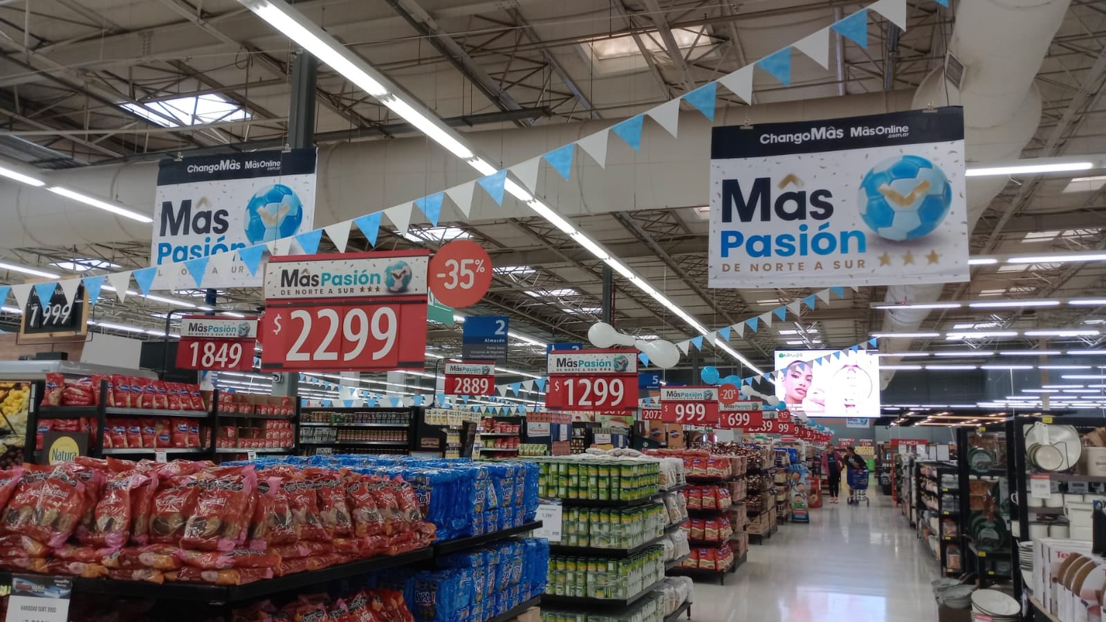 Las promociones ya alcanzan a cerca de un tercio de los productos exhibidos en góndola, según NielsenIQ