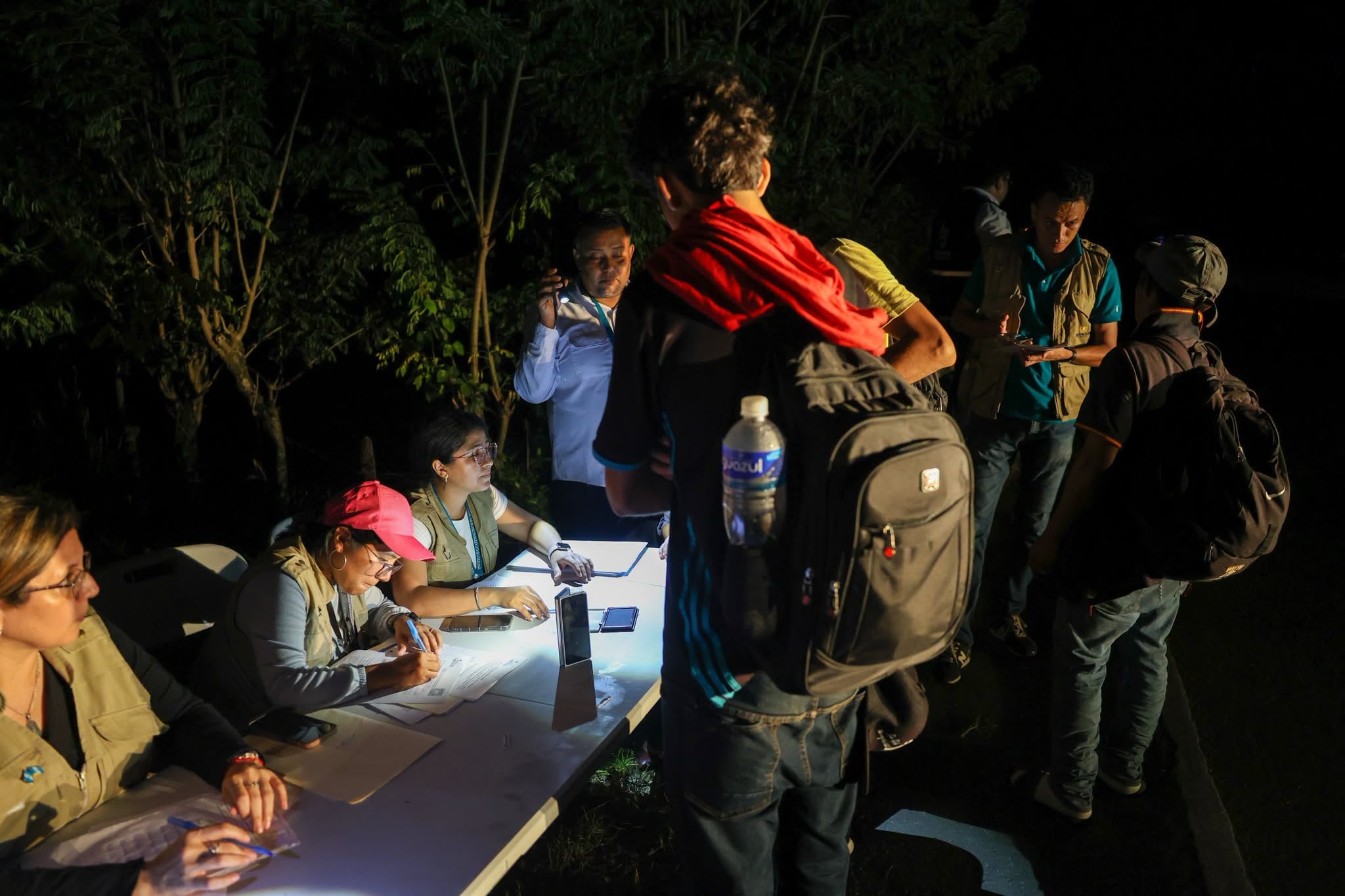 El Instituto Guatemalteco de Migración identificó a 250 hondureños en tránsito regular y ordenó a otros 106 abandonar el país en 24 horas. (Instituto Guatemalteco de Migración)