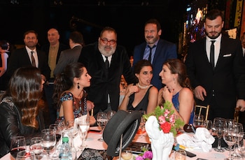 Lanata junto a parte del